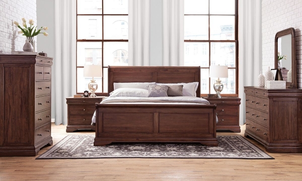 Picture of Frenchie Louis Philippe Sleigh Bedroom Set