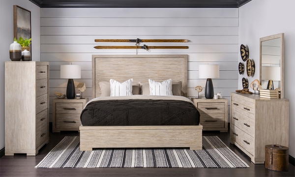Picture of Westwood Light Oak Queen Panel Bed