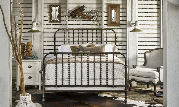 Picture of Cascade Oiled Bronze Metal Queen Spindle Bed