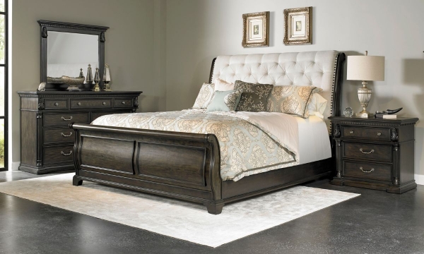 Picture of Thornewood 3-Piece King Upholstered Sleigh Bedroom Set